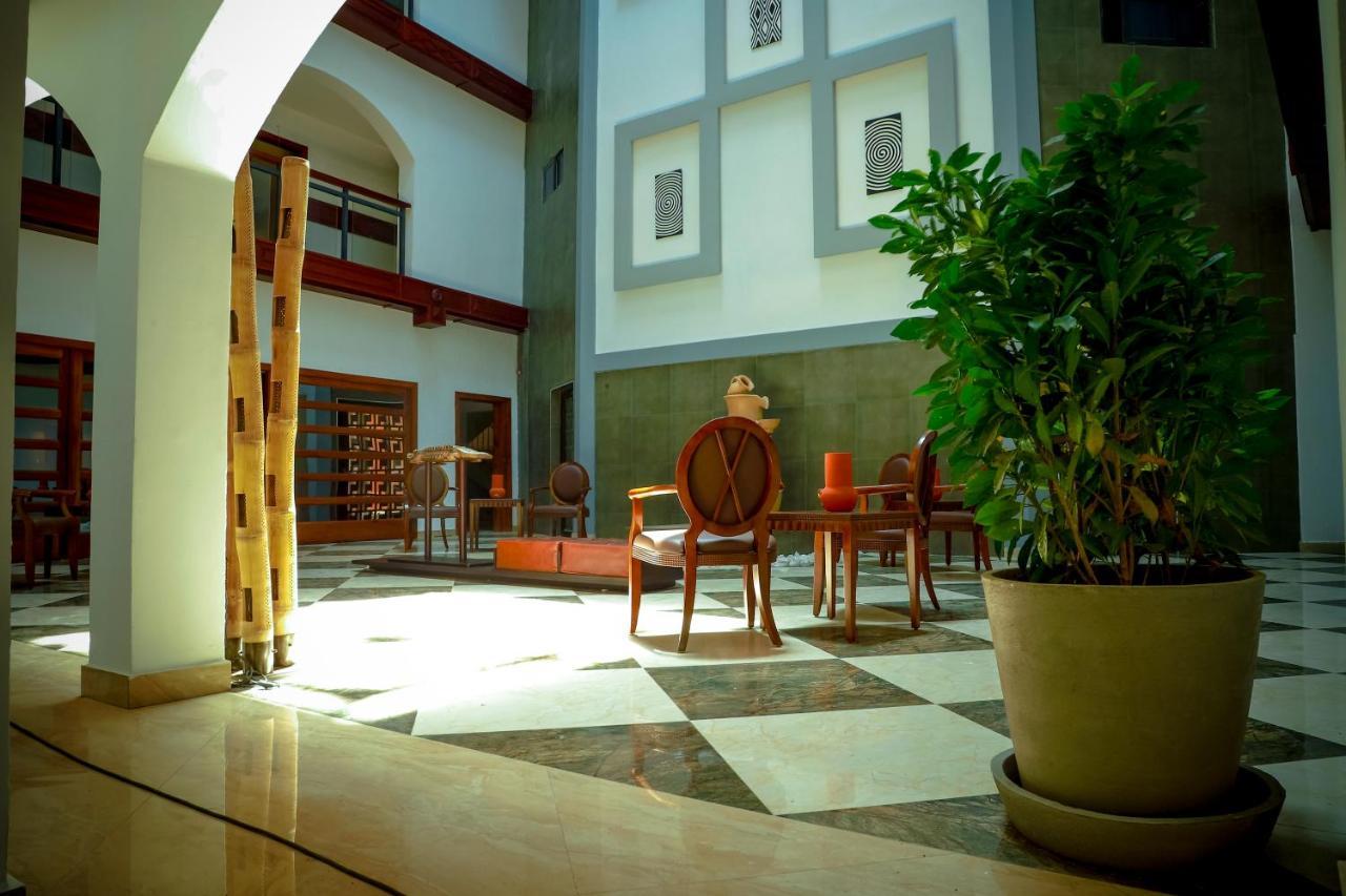 Hotel Regina The Pearl Aneho Eksteriør billede